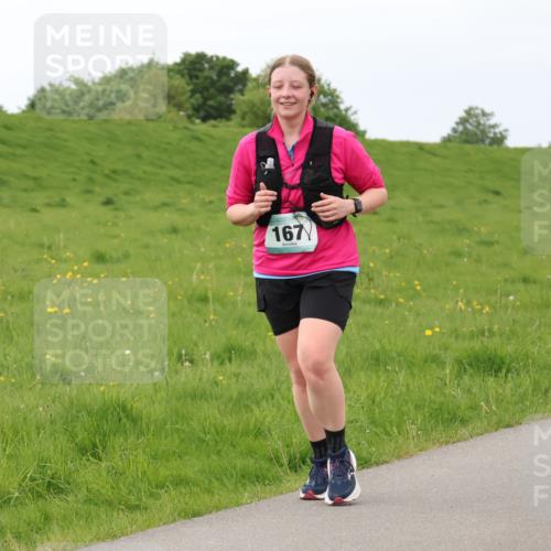 04.05.2025 - 8. Wedeler Halbmarathon Lena Gebhardt http://msf.ph/oto/7842344 04.05.2025 12:08:34 Laufen 167 meine-sportfotos.de