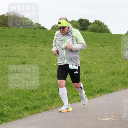 04.05.2025 - 8. Wedeler Halbmarathon Lena Gebhardt http://msf.ph/oto/7842474 04.05.2025 12:17:32 Laufen 170 meine-sportfotos.de