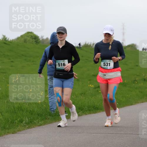 04.05.2025 - 8. Wedeler Halbmarathon Lena Gebhardt http://msf.ph/oto/7842494 04.05.2025 12:19:34 Laufen 516, 531, 63 meine-sportfotos.de