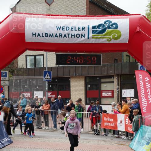 04.05.2025 - 8. Wedeler Halbmarathon Felixshl http://msf.ph/oto/7842533 04.05.2025 12:48:56 Ziel 42, 43, 544, 905, 956, 1061, 1069, 1107 meine-sportfotos.de