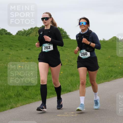 04.05.2025 - 8. Wedeler Halbmarathon Lena Gebhardt http://msf.ph/oto/7842539 04.05.2025 12:20:16 Laufen 262, 260 meine-sportfotos.de