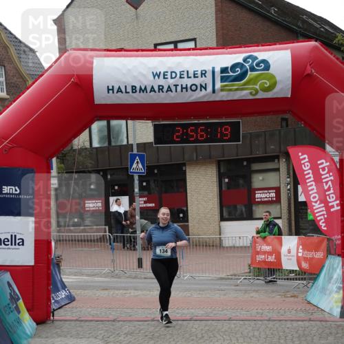 04.05.2025 - 8. Wedeler Halbmarathon Felixshl http://msf.ph/oto/7842654 04.05.2025 12:56:16 Ziel 134 meine-sportfotos.de