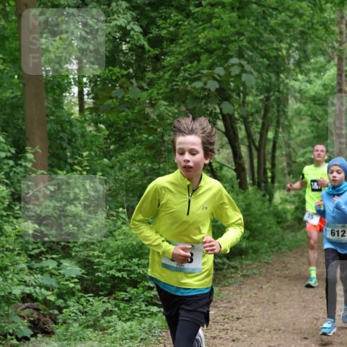04.05.2025 - 8. Wedeler Halbmarathon Lena Gebhardt http://msf.ph/oto/7842678 04.05.2025 11:16:30 Laufen  meine-sportfotos.de