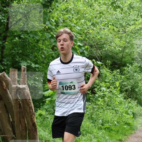 04.05.2025 - 8. Wedeler Halbmarathon Lena Gebhardt http://msf.ph/oto/7842683 04.05.2025 11:17:43 Laufen  meine-sportfotos.de