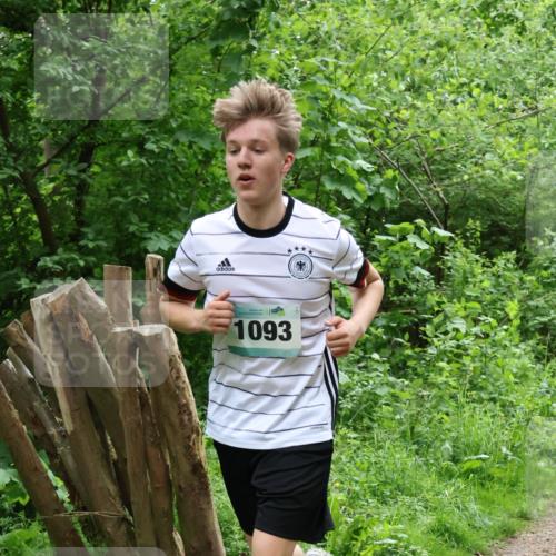 04.05.2025 - 8. Wedeler Halbmarathon Lena Gebhardt http://msf.ph/oto/7842685 04.05.2025 11:17:43 Laufen  meine-sportfotos.de
