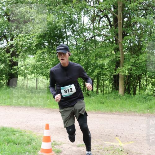 04.05.2025 - 8. Wedeler Halbmarathon Lena Gebhardt http://msf.ph/oto/7842694 04.05.2025 11:17:59 Laufen  meine-sportfotos.de
