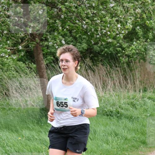 04.05.2025 - 8. Wedeler Halbmarathon Lena Gebhardt http://msf.ph/oto/7842718 04.05.2025 11:18:42 Laufen  meine-sportfotos.de