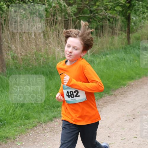 04.05.2025 - 8. Wedeler Halbmarathon Lena Gebhardt http://msf.ph/oto/7842722 04.05.2025 11:19:01 Laufen  meine-sportfotos.de