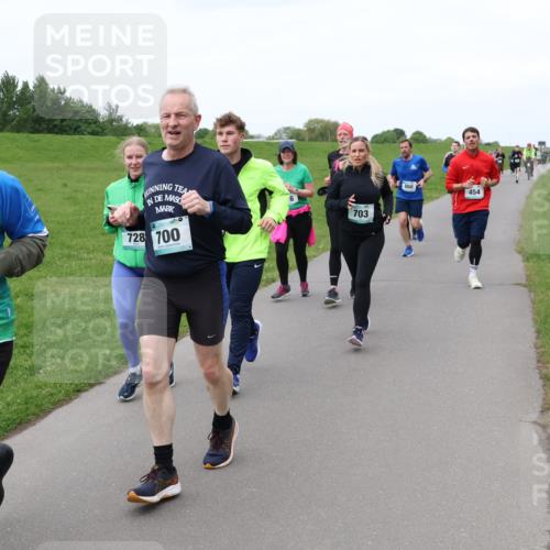 04.05.2025 - 8. Wedeler Halbmarathon Lena Gebhardt http://msf.ph/oto/7842762 04.05.2025 11:21:48 Laufen  meine-sportfotos.de