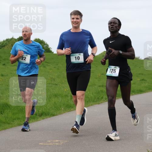 04.05.2025 - 8. Wedeler Halbmarathon Lena Gebhardt http://msf.ph/oto/7842915 04.05.2025 11:34:05 Laufen  meine-sportfotos.de