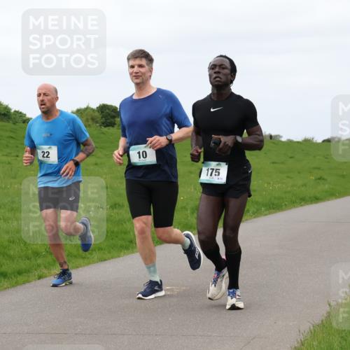 04.05.2025 - 8. Wedeler Halbmarathon Lena Gebhardt http://msf.ph/oto/7842917 04.05.2025 11:34:05 Laufen  meine-sportfotos.de