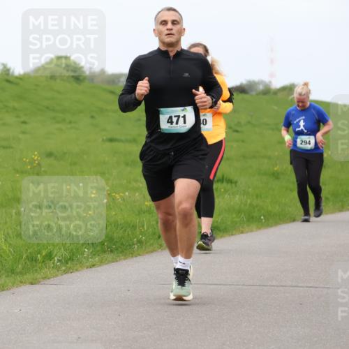 04.05.2025 - 8. Wedeler Halbmarathon Lena Gebhardt http://msf.ph/oto/7842936 04.05.2025 11:34:33 Laufen  meine-sportfotos.de