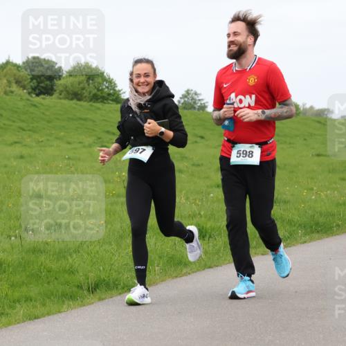 04.05.2025 - 8. Wedeler Halbmarathon Lena Gebhardt http://msf.ph/oto/7842946 04.05.2025 11:35:43 Laufen  meine-sportfotos.de