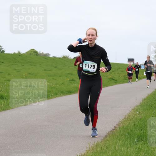 04.05.2025 - 8. Wedeler Halbmarathon Lena Gebhardt http://msf.ph/oto/7842949 04.05.2025 11:35:50 Laufen  meine-sportfotos.de