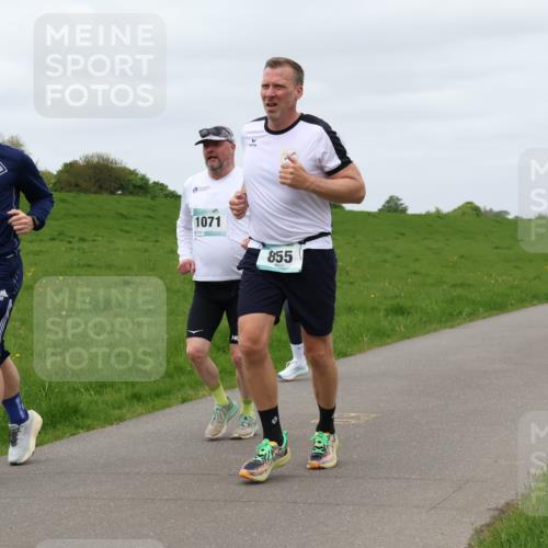04.05.2025 - 8. Wedeler Halbmarathon Lena Gebhardt http://msf.ph/oto/7842954 04.05.2025 11:37:14 Laufen  meine-sportfotos.de