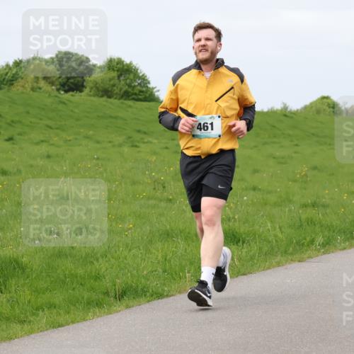 04.05.2025 - 8. Wedeler Halbmarathon Lena Gebhardt http://msf.ph/oto/7842990 04.05.2025 11:42:31 Laufen  meine-sportfotos.de