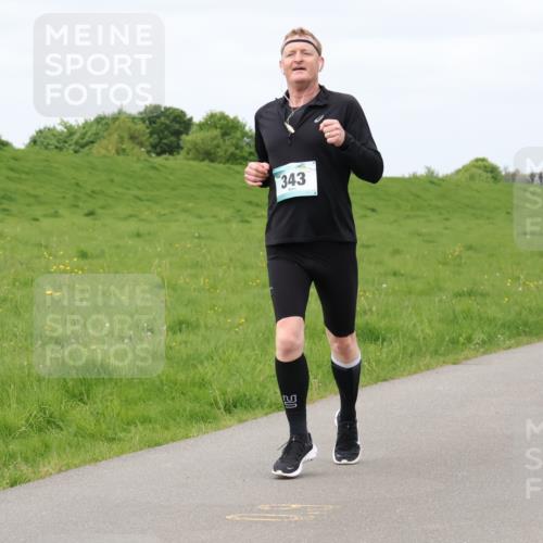 04.05.2025 - 8. Wedeler Halbmarathon Lena Gebhardt http://msf.ph/oto/7843007 04.05.2025 11:44:22 Laufen  meine-sportfotos.de