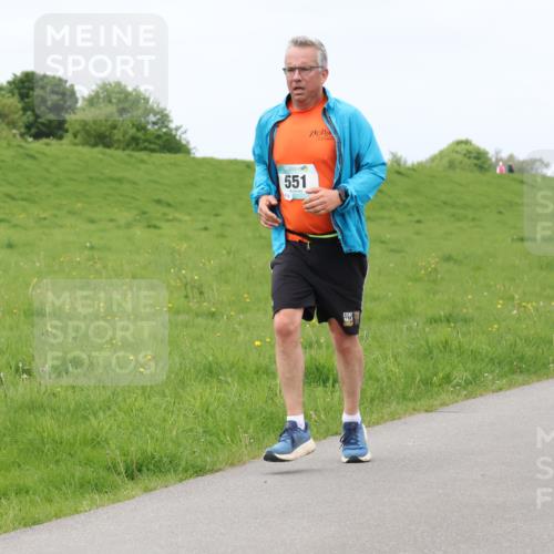 04.05.2025 - 8. Wedeler Halbmarathon Lena Gebhardt http://msf.ph/oto/7843032 04.05.2025 11:48:19 Laufen  meine-sportfotos.de