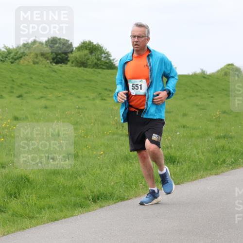 04.05.2025 - 8. Wedeler Halbmarathon Lena Gebhardt http://msf.ph/oto/7843033 04.05.2025 11:48:19 Laufen  meine-sportfotos.de
