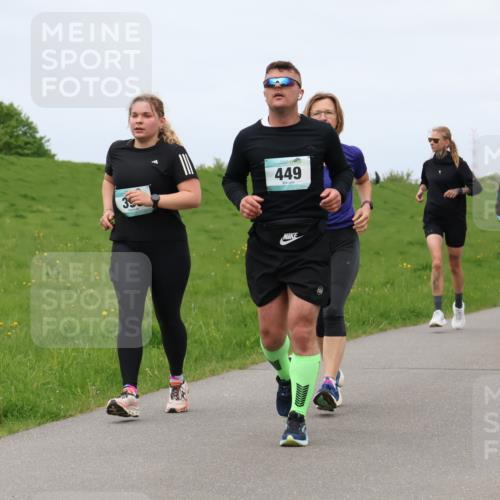 04.05.2025 - 8. Wedeler Halbmarathon Lena Gebhardt http://msf.ph/oto/7843077 04.05.2025 11:52:11 Laufen  meine-sportfotos.de