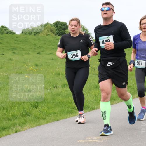 04.05.2025 - 8. Wedeler Halbmarathon Lena Gebhardt http://msf.ph/oto/7843079 04.05.2025 11:52:12 Laufen  meine-sportfotos.de