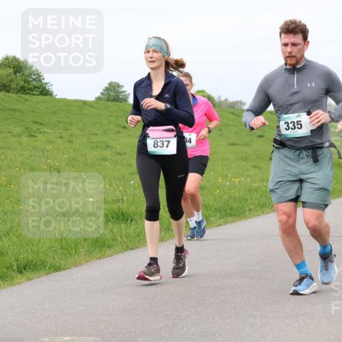 04.05.2025 - 8. Wedeler Halbmarathon Lena Gebhardt http://msf.ph/oto/7843109 04.05.2025 11:57:22 Laufen  meine-sportfotos.de