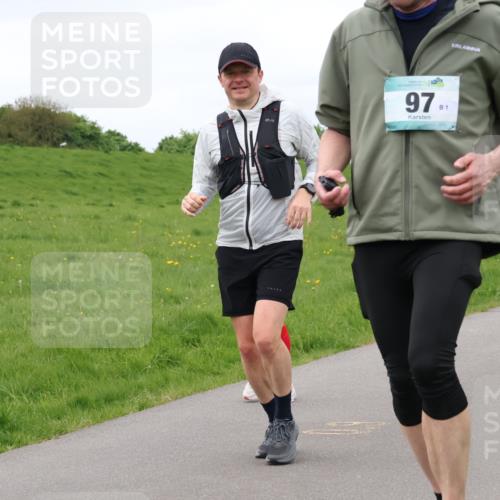 04.05.2025 - 8. Wedeler Halbmarathon Lena Gebhardt http://msf.ph/oto/7843157 04.05.2025 12:06:21 Laufen  meine-sportfotos.de