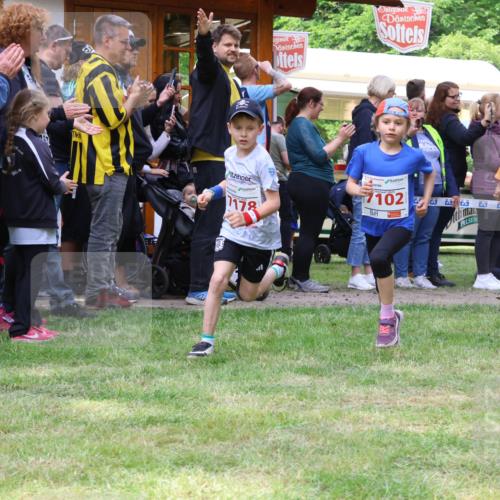17.05.2025 - Störlauf Strokosch-Dieckow http://msf.ph/oto/7845312 17.05.2025 13:02:08 Laufen 1178, 7102, 7273 meine-sportfotos.de