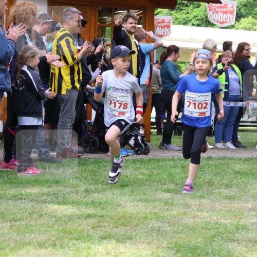 17.05.2025 - Störlauf Strokosch-Dieckow http://msf.ph/oto/7845320 17.05.2025 13:02:08 Laufen 7178, 7102, 7273 meine-sportfotos.de