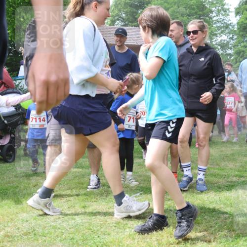 17.05.2025 - Störlauf Strokosch-Dieckow http://msf.ph/oto/7845454 17.05.2025 13:02:46 Laufen 38, 7114, 71, 70, 037 meine-sportfotos.de