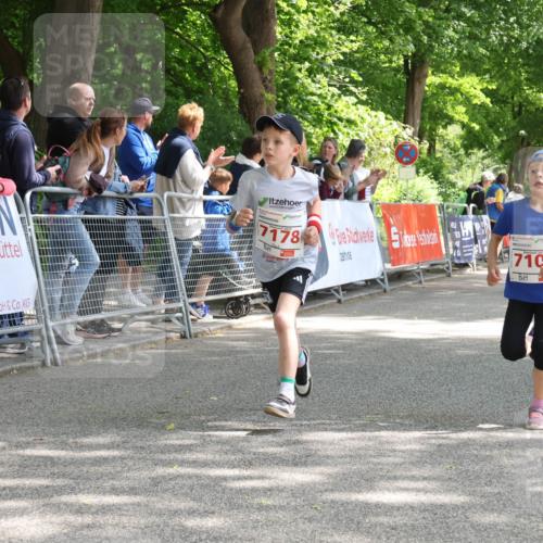 17.05.2025 - Störlauf Strokosch-Dieckow http://msf.ph/oto/7845851 17.05.2025 13:01:24 Ziel 0000, 7178, 7103 meine-sportfotos.de