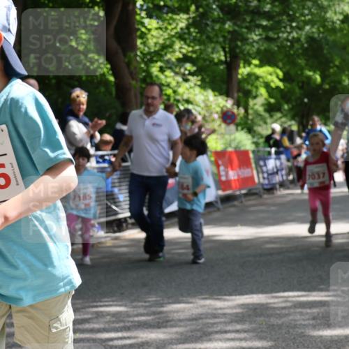 17.05.2025 - Störlauf Strokosch-Dieckow http://msf.ph/oto/7845915 17.05.2025 13:01:52 Ziel 2025, 276, 7185, 7037 meine-sportfotos.de