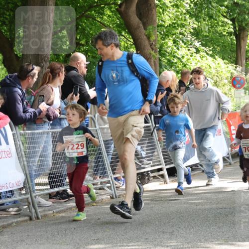 17.05.2025 - Störlauf Strokosch-Dieckow http://msf.ph/oto/7845923 17.05.2025 13:01:57 Ziel 7229, 7090, 70 meine-sportfotos.de