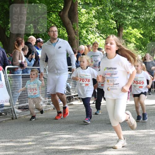 17.05.2025 - Störlauf Strokosch-Dieckow http://msf.ph/oto/7845951 17.05.2025 13:02:09 Ziel 2025, 7107, 72351, 7078, 2020, 7049, 7230 meine-sportfotos.de