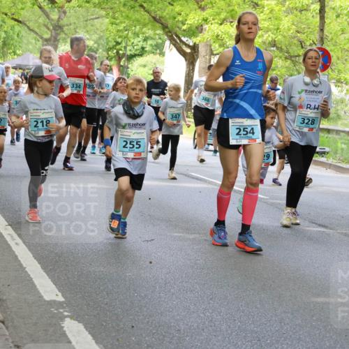 17.05.2025 - Störlauf Strokosch-Dieckow http://msf.ph/oto/7846035 17.05.2025 13:31:43 Laufen 334, 99, 37, 70, 218, 347, 255, 366, 254, 328 meine-sportfotos.de