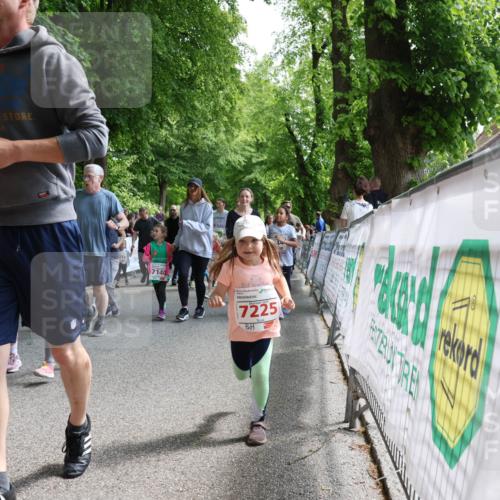 17.05.2025 - Störlauf Strokosch-Dieckow http://msf.ph/oto/7846085 17.05.2025 13:03:00 Ziel 132, 7140, 7225 meine-sportfotos.de