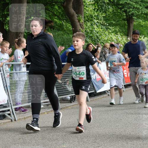 17.05.2025 - Störlauf Strokosch-Dieckow http://msf.ph/oto/7846414 17.05.2025 13:17:03 Ziel 10, 119, 2025, 6040, 6076, 2025, 6059 meine-sportfotos.de