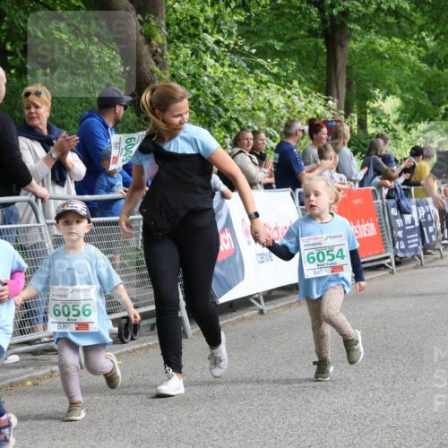 17.05.2025 - Störlauf Strokosch-Dieckow http://msf.ph/oto/7846453 17.05.2025 13:17:19 Ziel 119, 6049, 2025, 6056, 2025, 6054 meine-sportfotos.de