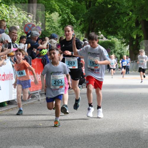 17.05.2025 - Störlauf Strokosch-Dieckow http://msf.ph/oto/7846610 17.05.2025 13:40:32 Ziel 248, 294, 249, 194 meine-sportfotos.de