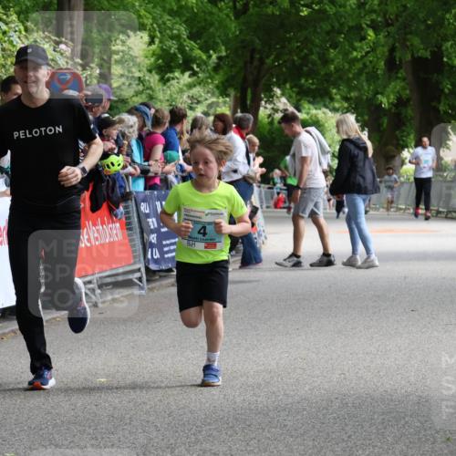 17.05.2025 - Störlauf Strokosch-Dieckow http://msf.ph/oto/7846657 17.05.2025 13:41:01 Ziel 40, 2025 meine-sportfotos.de