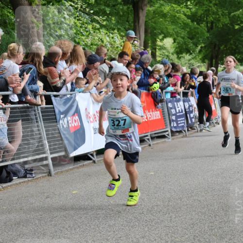 17.05.2025 - Störlauf Strokosch-Dieckow http://msf.ph/oto/7846814 17.05.2025 13:42:24 Ziel 2025, 327, 261, 208 meine-sportfotos.de