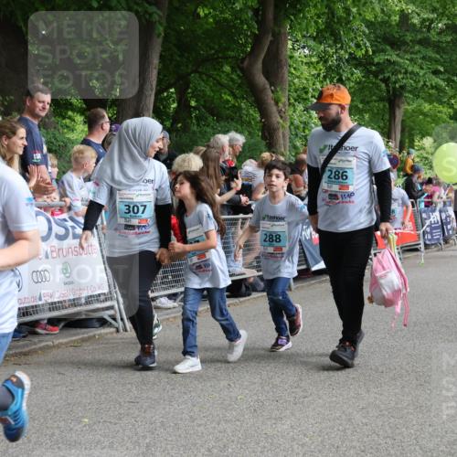 17.05.2025 - Störlauf Strokosch-Dieckow http://msf.ph/oto/7847006 17.05.2025 13:43:47 Ziel 2025, 146, 2025, 000, 307, 288, 286 meine-sportfotos.de