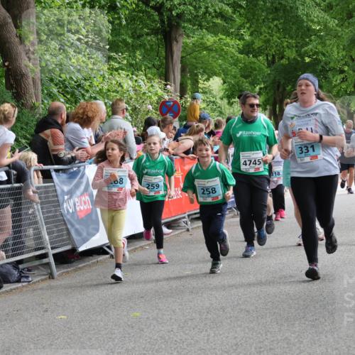 17.05.2025 - Störlauf Strokosch-Dieckow http://msf.ph/oto/7847020 17.05.2025 13:43:55 Ziel 08, 259, 258, 4745, 818, 331 meine-sportfotos.de