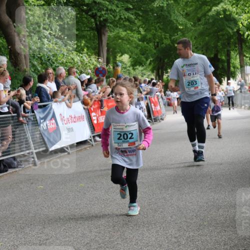 17.05.2025 - Störlauf Strokosch-Dieckow http://msf.ph/oto/7847056 17.05.2025 13:44:17 Ziel 2025, 202, 203 meine-sportfotos.de