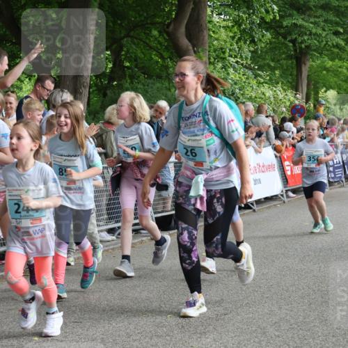17.05.2025 - Störlauf Strokosch-Dieckow http://msf.ph/oto/7847108 17.05.2025 13:44:34 Ziel 23, 241, 85, 2025, 26, 326, 356 meine-sportfotos.de