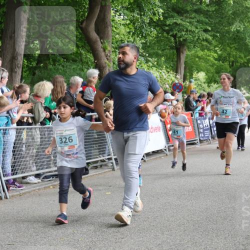 17.05.2025 - Störlauf Strokosch-Dieckow http://msf.ph/oto/7847118 17.05.2025 13:44:39 Ziel 326, 41, 42 meine-sportfotos.de