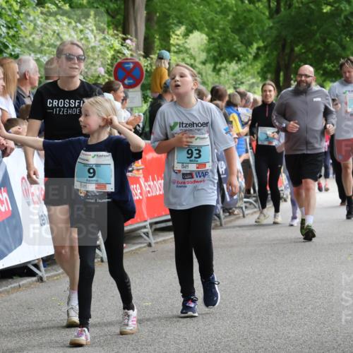 17.05.2025 - Störlauf Strokosch-Dieckow http://msf.ph/oto/7847126 17.05.2025 13:44:44 Ziel 2025, 9, 2025, 93, 8, 245 meine-sportfotos.de
