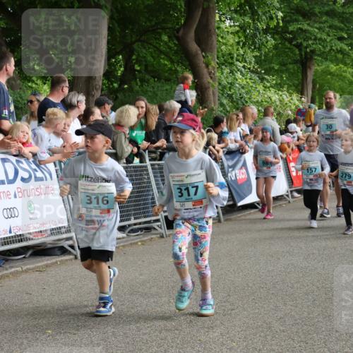 17.05.2025 - Störlauf Strokosch-Dieckow http://msf.ph/oto/7847162 17.05.2025 13:45:03 Ziel 0000, 316, 317, 30, 14, 98, 157, 279, 278 meine-sportfotos.de