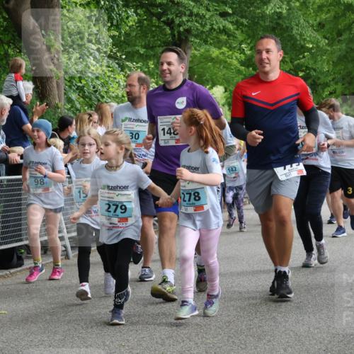 17.05.2025 - Störlauf Strokosch-Dieckow http://msf.ph/oto/7847166 17.05.2025 13:45:04 Ziel 98, 30, 148, 15, 279, 142, 278, 73, 280, 3 meine-sportfotos.de