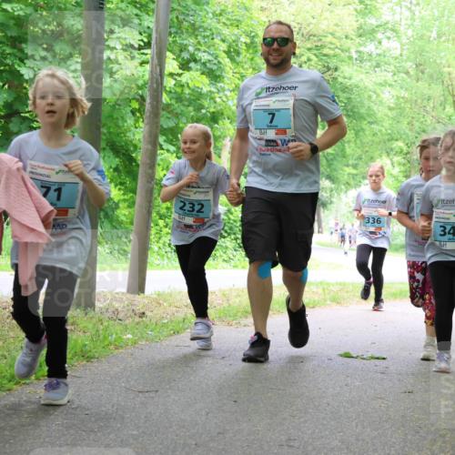 17.05.2025 - Störlauf Strokosch-Dieckow http://msf.ph/oto/7847424 17.05.2025 13:41:37 Laufen 2025, 71, 232, 336, 344, 99 meine-sportfotos.de